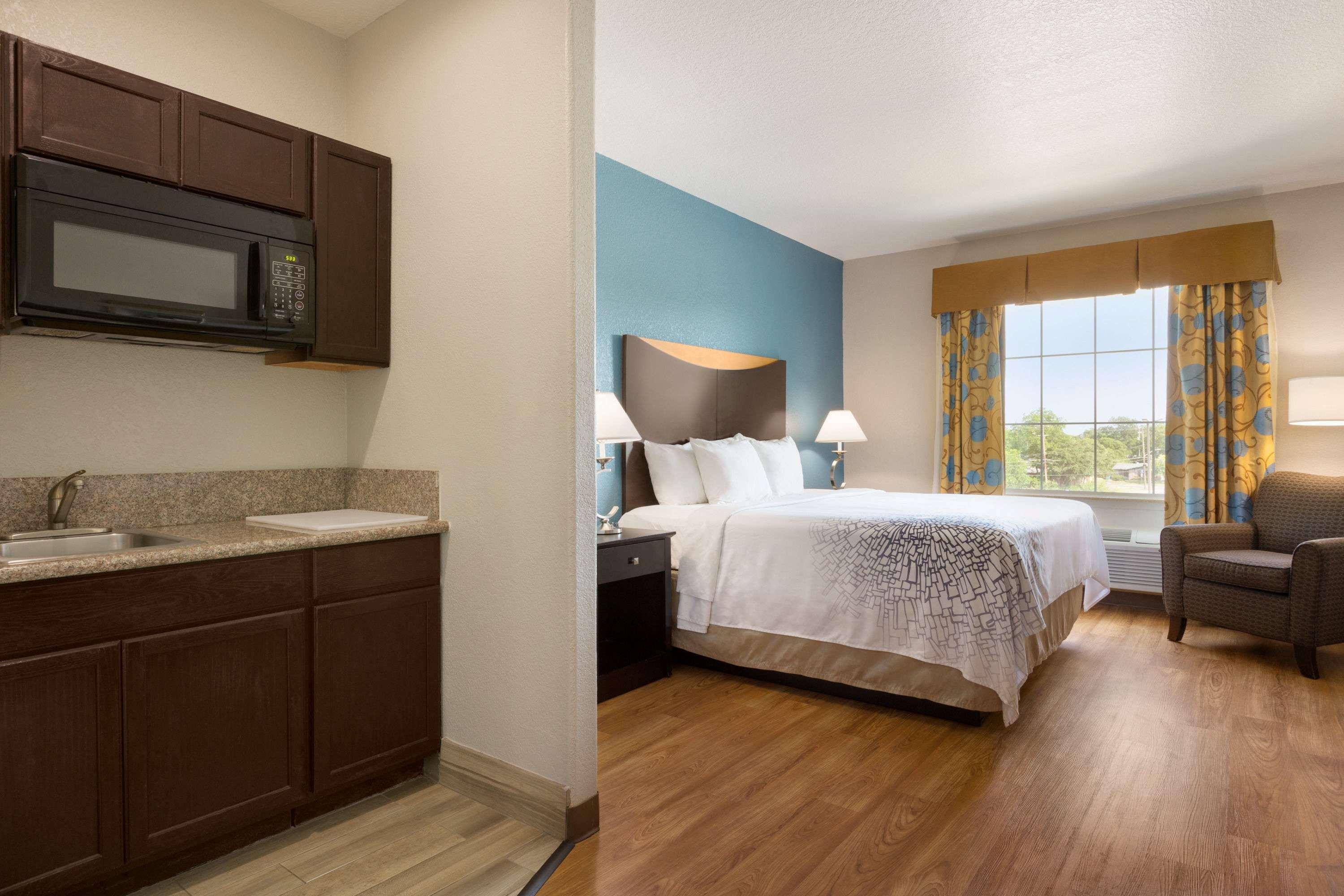 Studio 6 San Antonio - East Luaran gambar